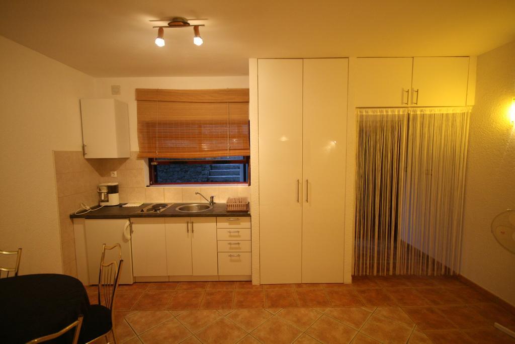 Apartments Agape ซริกเวนิซา ภายนอก รูปภาพ