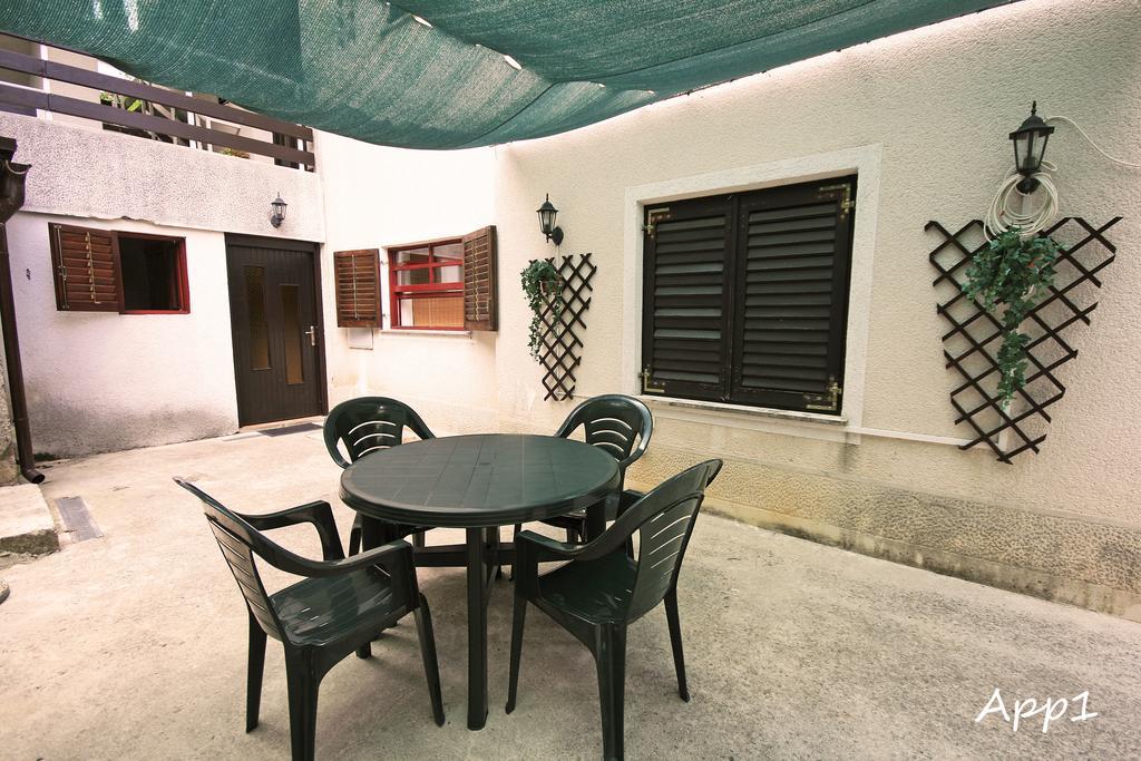 Apartments Agape ซริกเวนิซา ภายนอก รูปภาพ