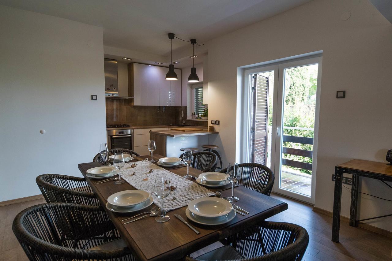 Apartments Agape ซริกเวนิซา ภายนอก รูปภาพ