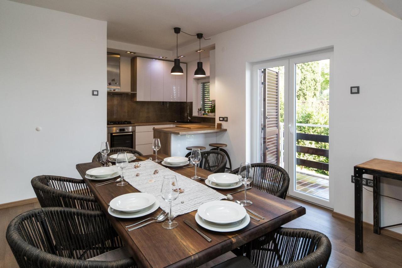 Apartments Agape ซริกเวนิซา ภายนอก รูปภาพ